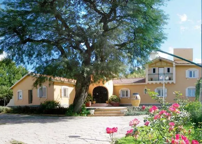Hostal Victoria Villa Giardino